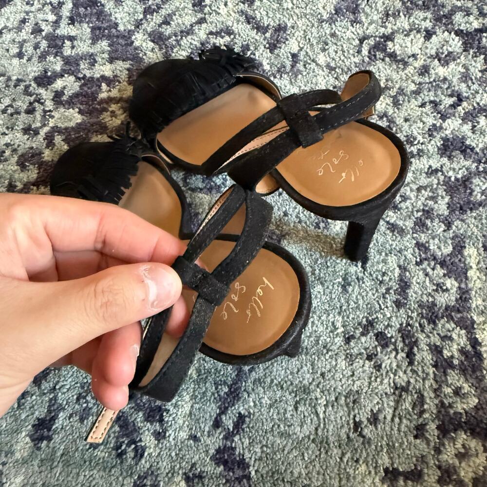 Banana Republic Black Honeysuckle Fringe Open Toe Heels Summer Going Out Preppy - Picture 9 of 11